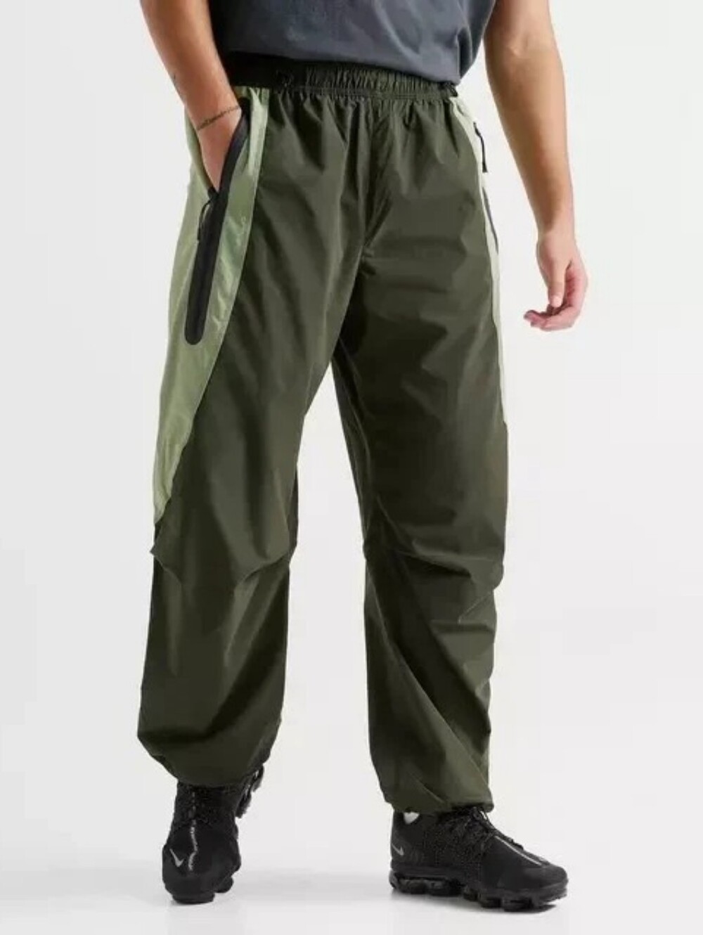 New Nike Tech Woven Men's Pants IH8466-355 Green Black $130